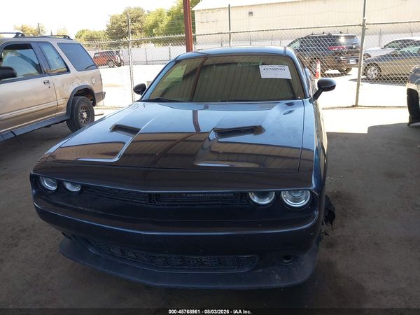 2018 DODGE CHALLENGER SXT