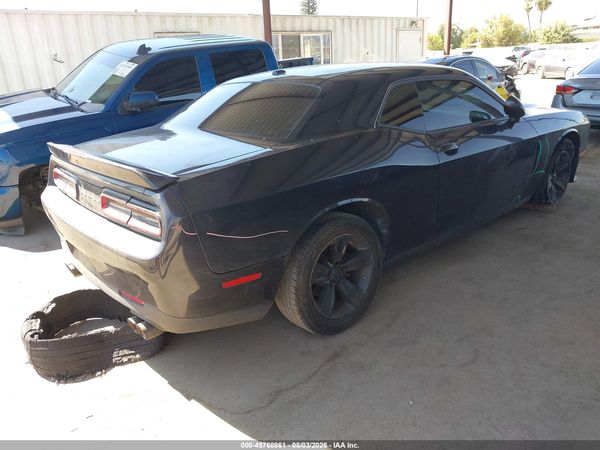 2018 DODGE CHALLENGER SXT