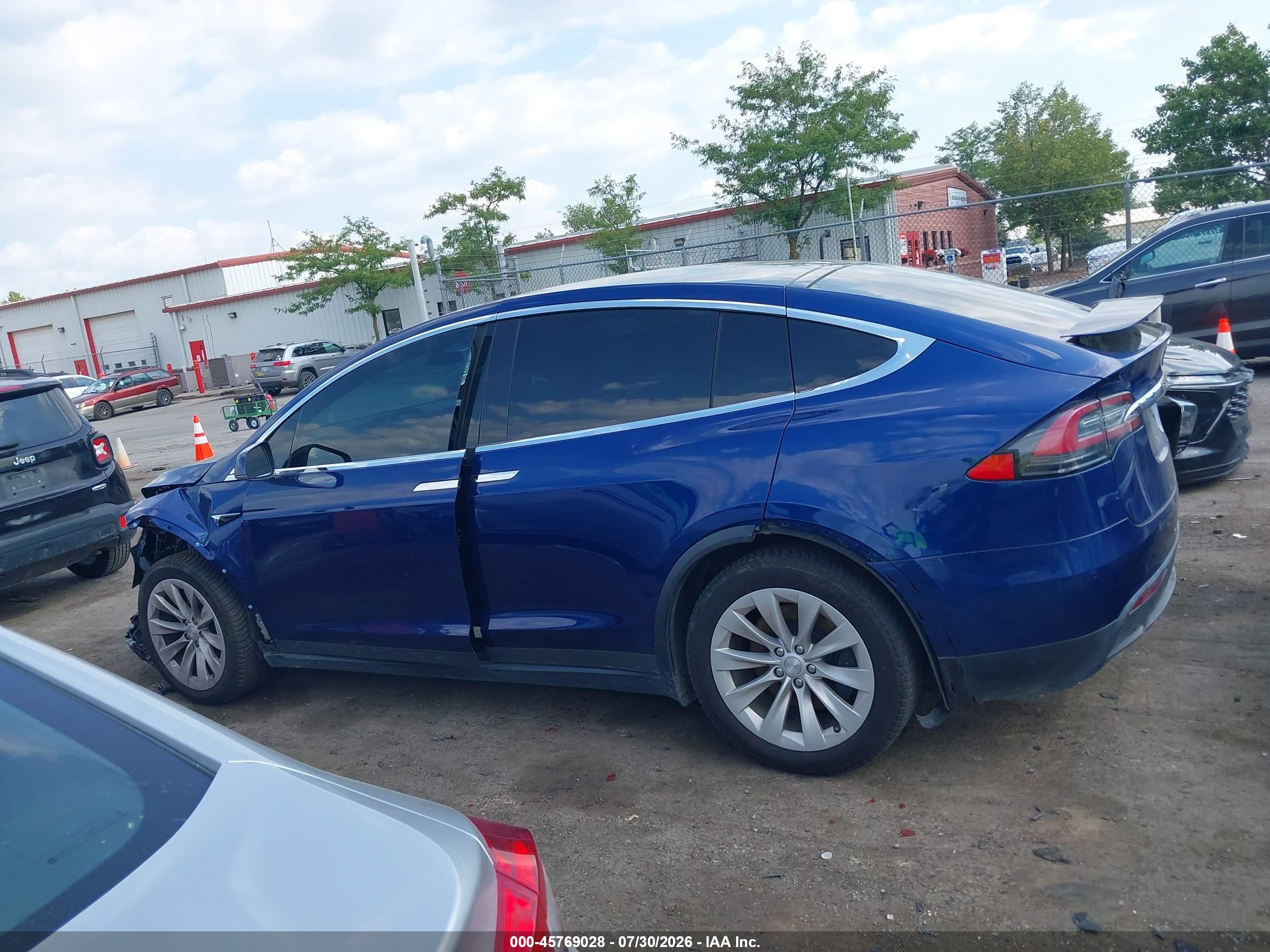 2020 TESLA MODEL X