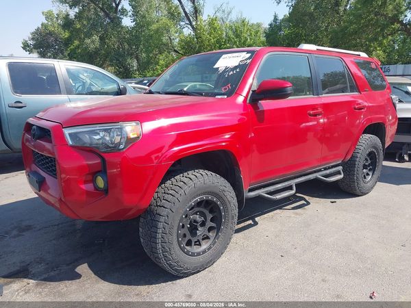 2016 TOYOTA 4RUNNER SR5