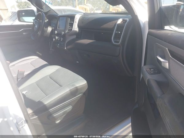 2022 RAM 1500 BIG HORN  4X4 5'7 BOX