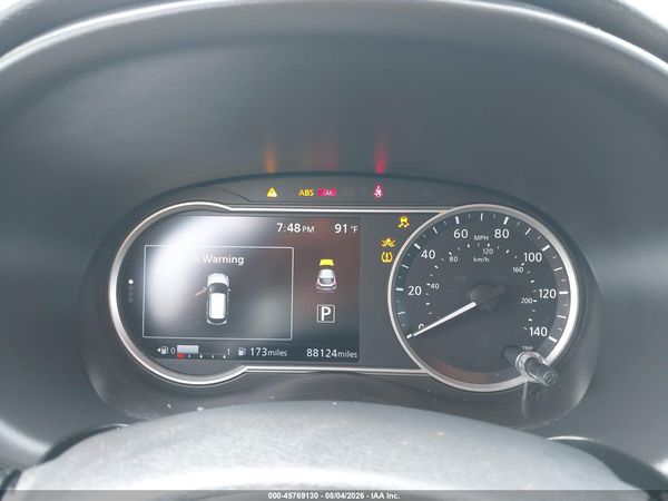 2019 NISSAN KICKS SR