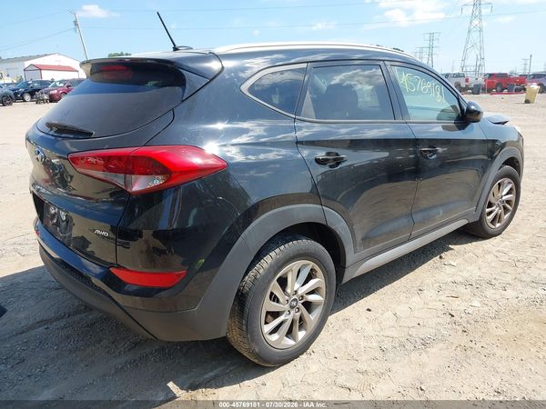 2017 HYUNDAI TUCSON SE