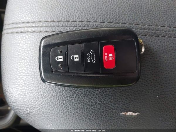 2022 TOYOTA RAV4 HYBRID XSE