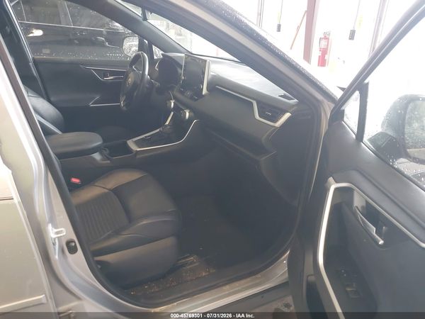 2022 TOYOTA RAV4 HYBRID XSE