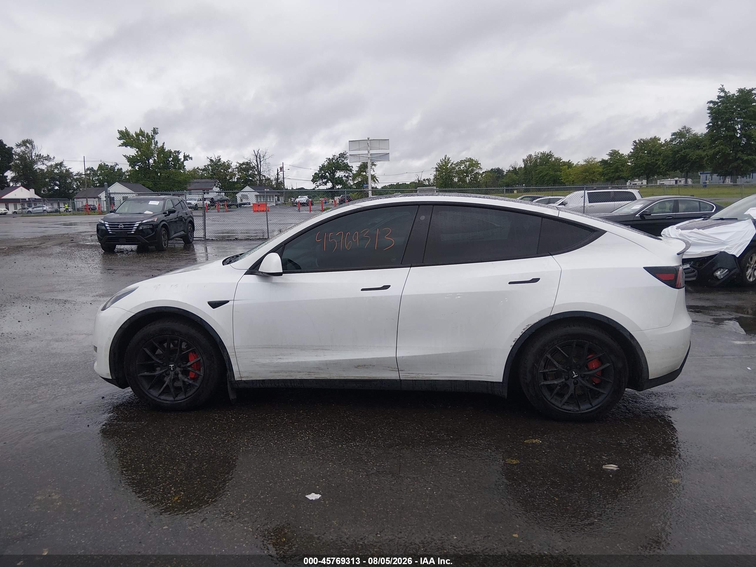 2022 TESLA MODEL Y