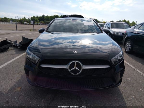 2019 MERCEDES-BENZ A 220 A220