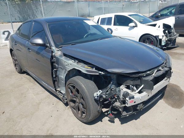 2023 ALFA ROMEO GIULIA TI RWD