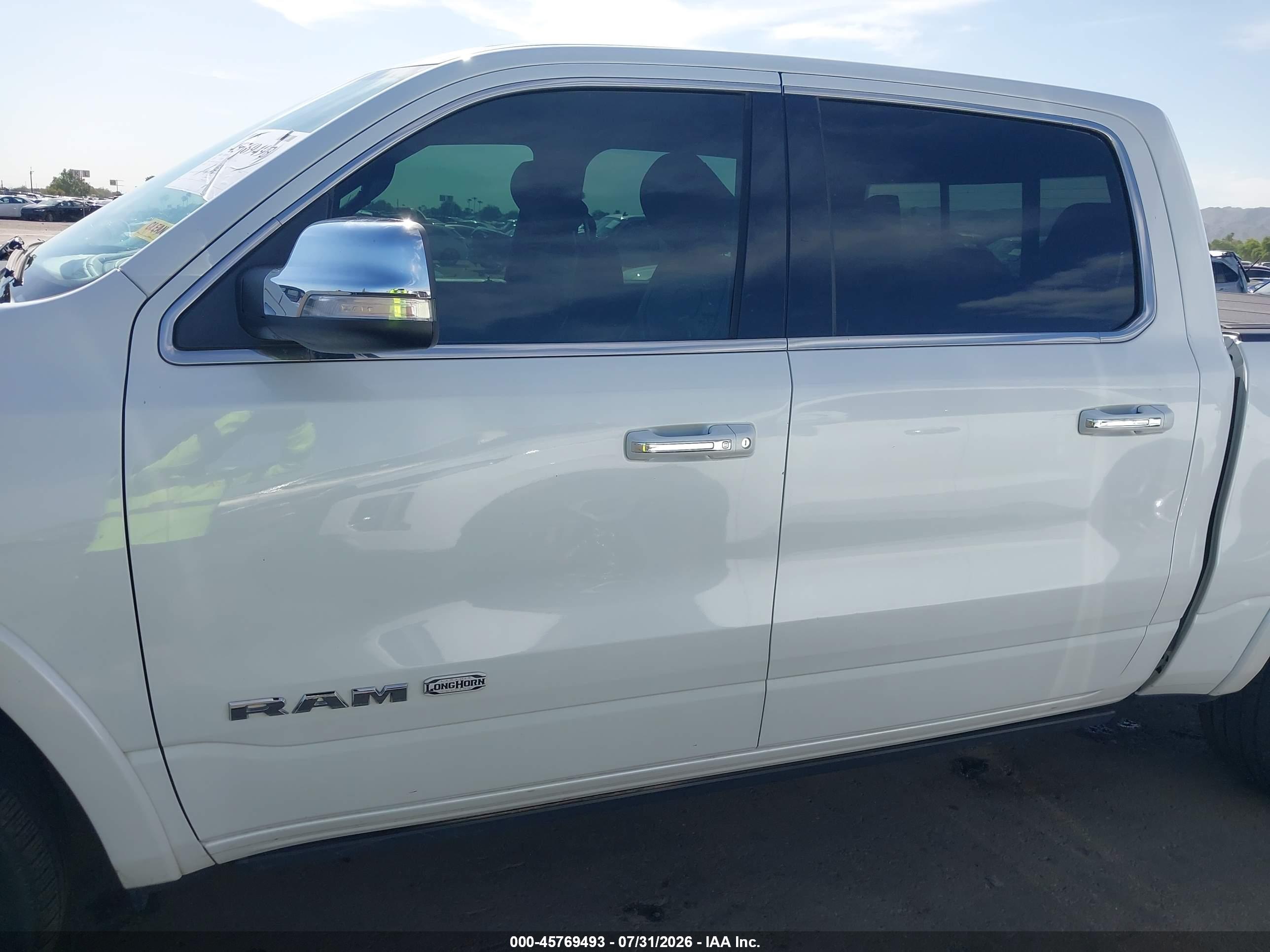2019 RAM 1500 LONGHORN  4X4 5'7 BOX
