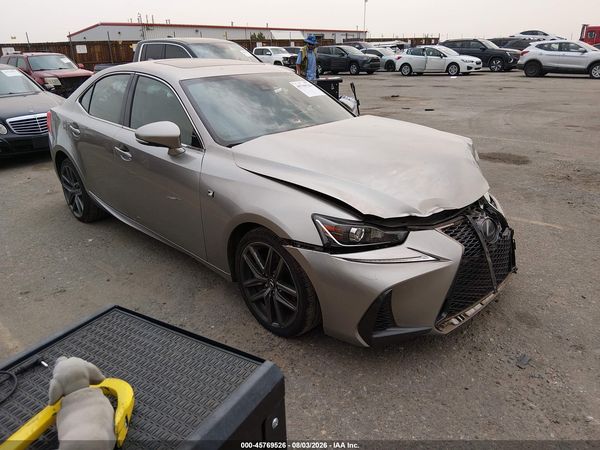 2018 LEXUS IS 300