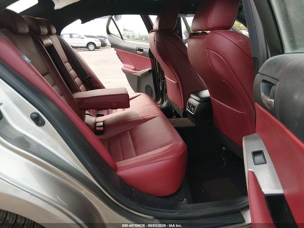 2018 LEXUS IS 300