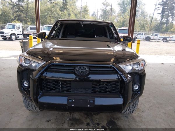 2021 TOYOTA 4RUNNER SR5
