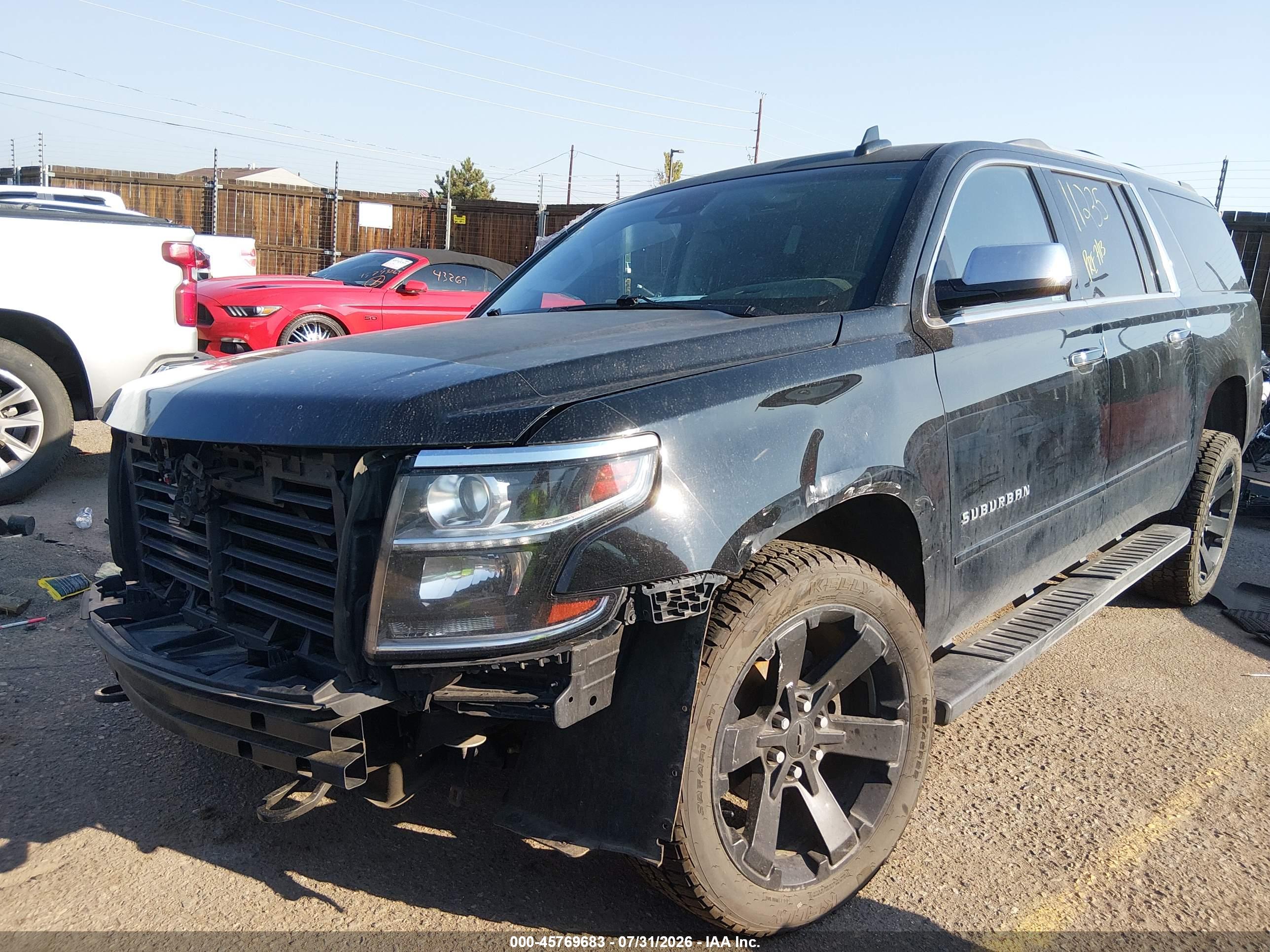 2017 CHEVROLET SUBURBAN PREMIER — I2