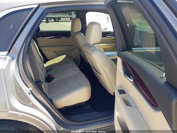 2017 CADILLAC XT5 LUXURY