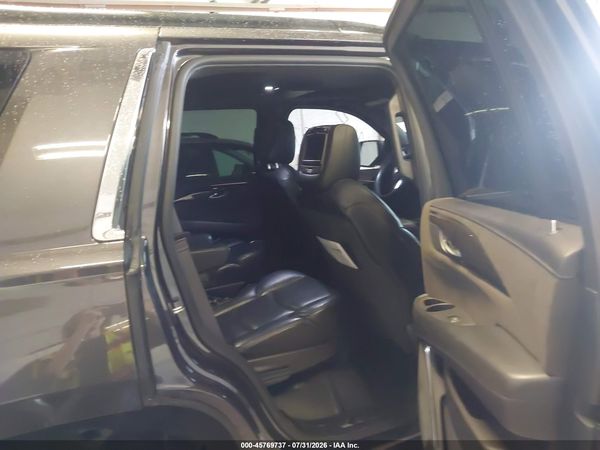 2016 CADILLAC ESCALADE PLATINUM