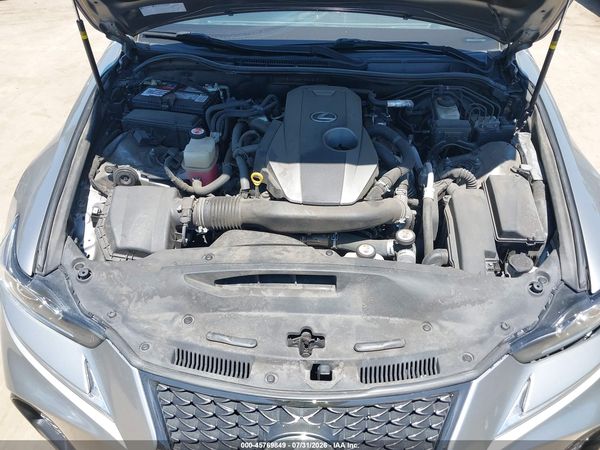 2017 LEXUS IS 200T