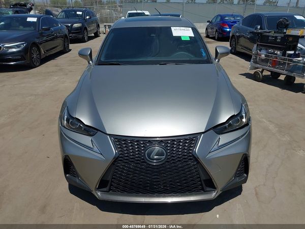 2017 LEXUS IS 200T
