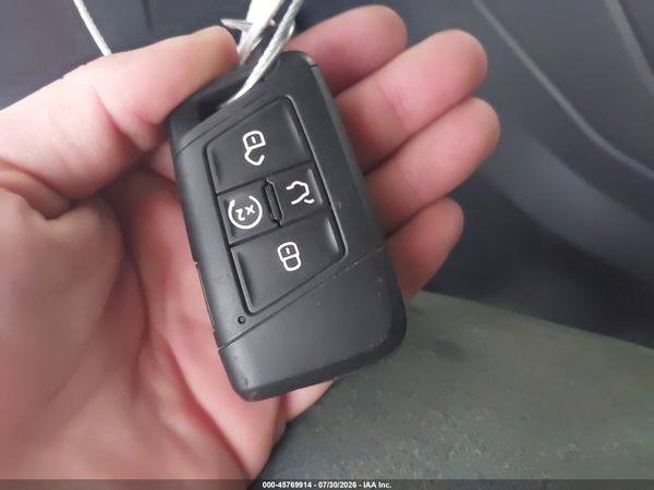2019 VOLKSWAGEN TIGUAN — I11