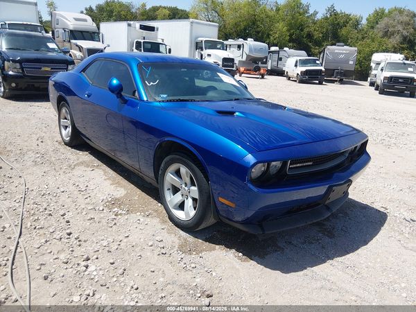 2012 DODGE CHALLENGER SXT