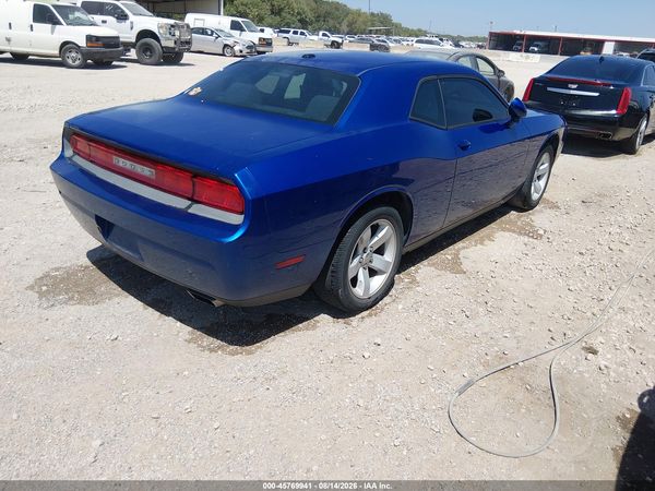 2012 DODGE CHALLENGER SXT