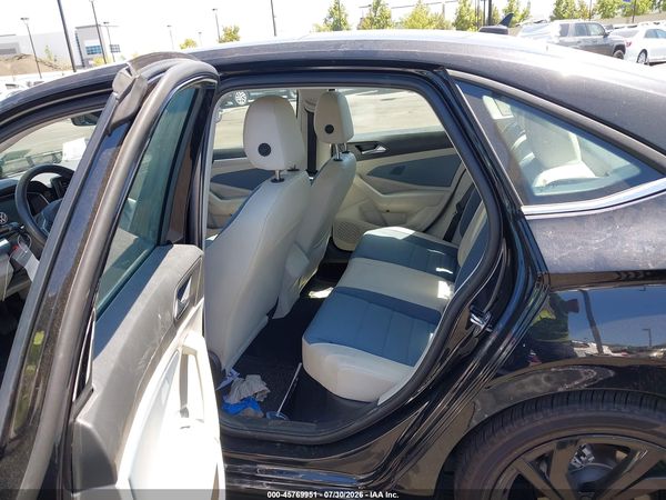 2025 VOLKSWAGEN JETTA 1.5T SE — I8