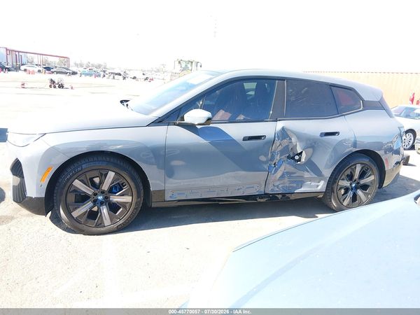 2024 BMW IX