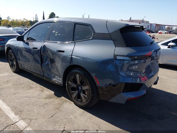 2024 BMW IX XDRIVE50