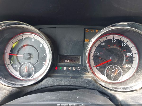 2015 DODGE GRAND CARAVAN SE — I7