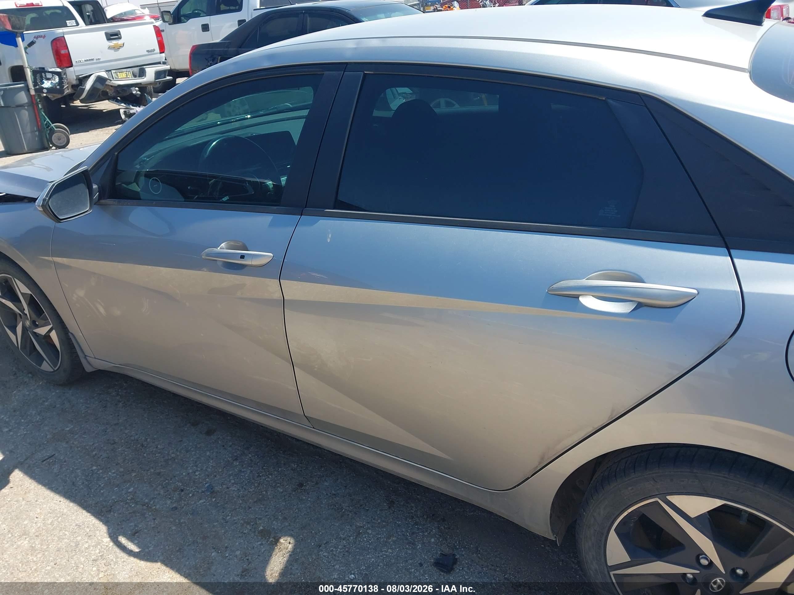2023 HYUNDAI ELANTRA SEL