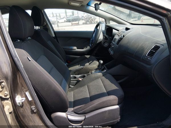 2017 KIA FORTE LX