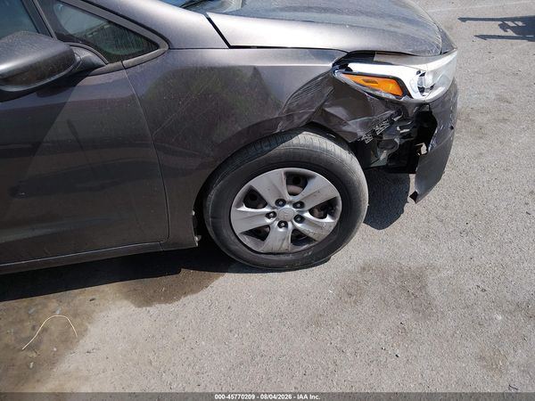 2017 KIA FORTE LX