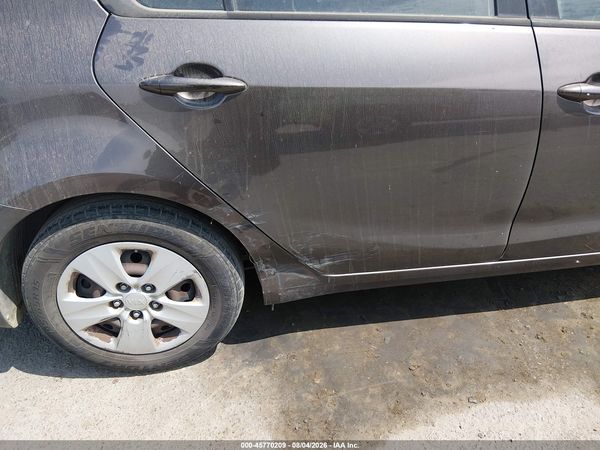 2017 KIA FORTE LX