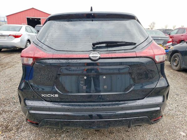 2023 NISSAN KICKS S