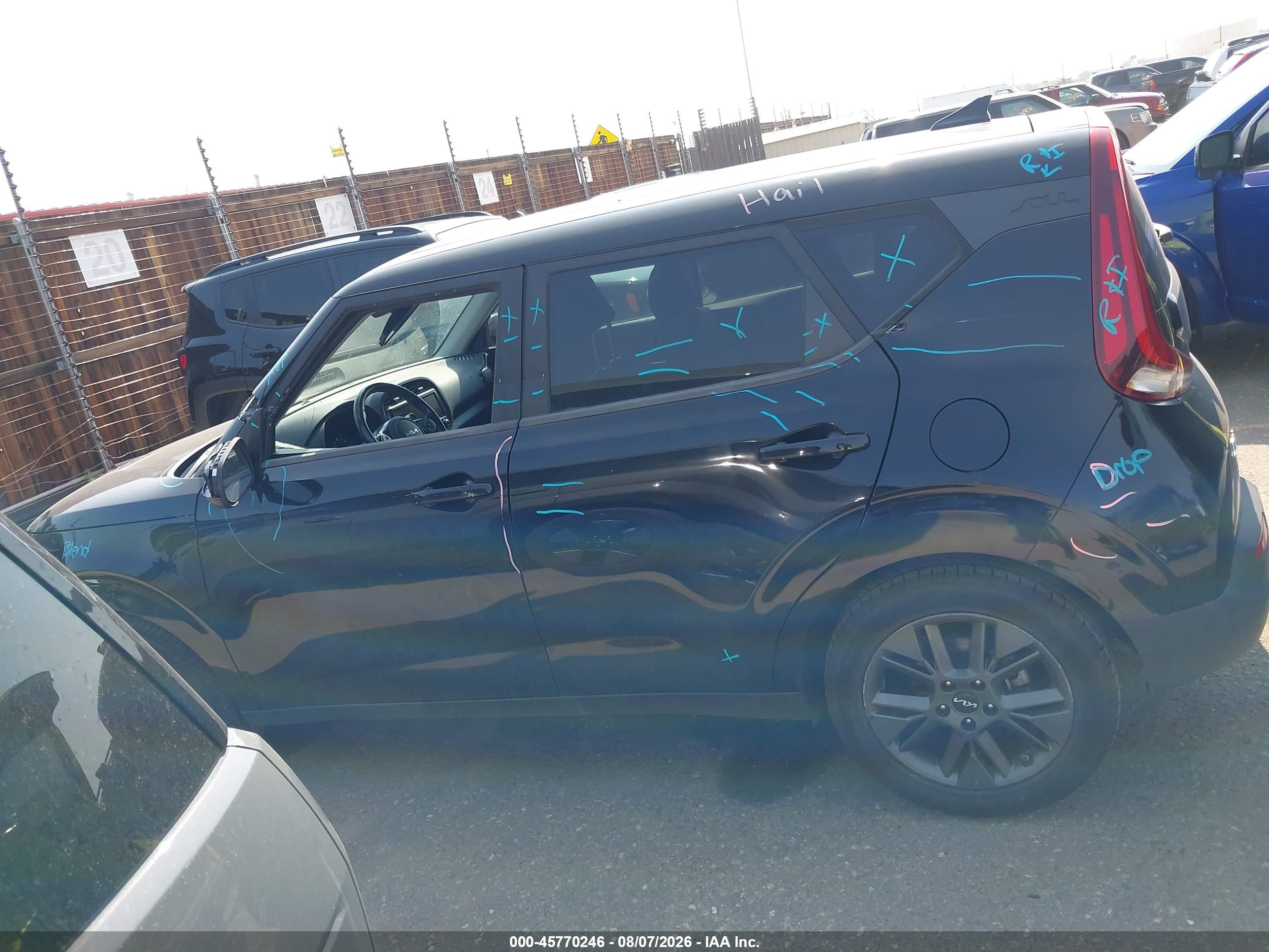 2022 KIA SOUL EX