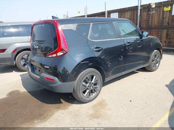 2022 KIA SOUL EX