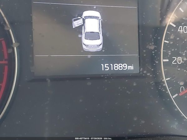2017 KIA CADENZA PREMIUM