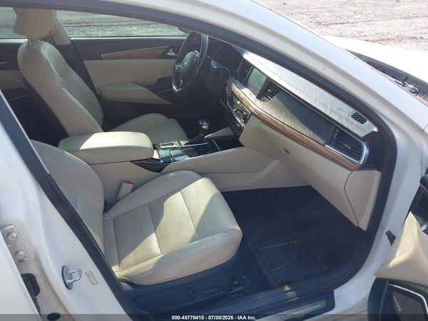 2017 KIA CADENZA PREMIUM