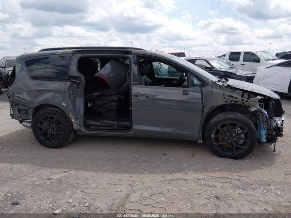 2022 CHRYSLER PACIFICA TOURING L AWD