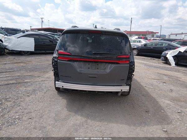 2022 CHRYSLER PACIFICA TOURING L AWD