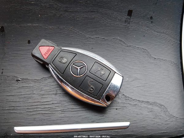 2016 MERCEDES-BENZ C 300