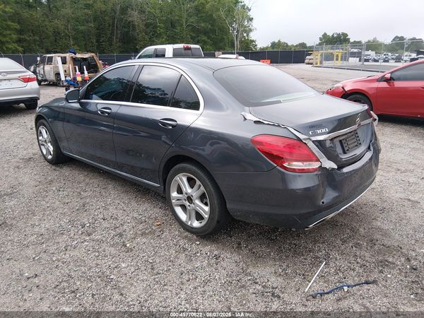 2016 MERCEDES-BENZ C 300
