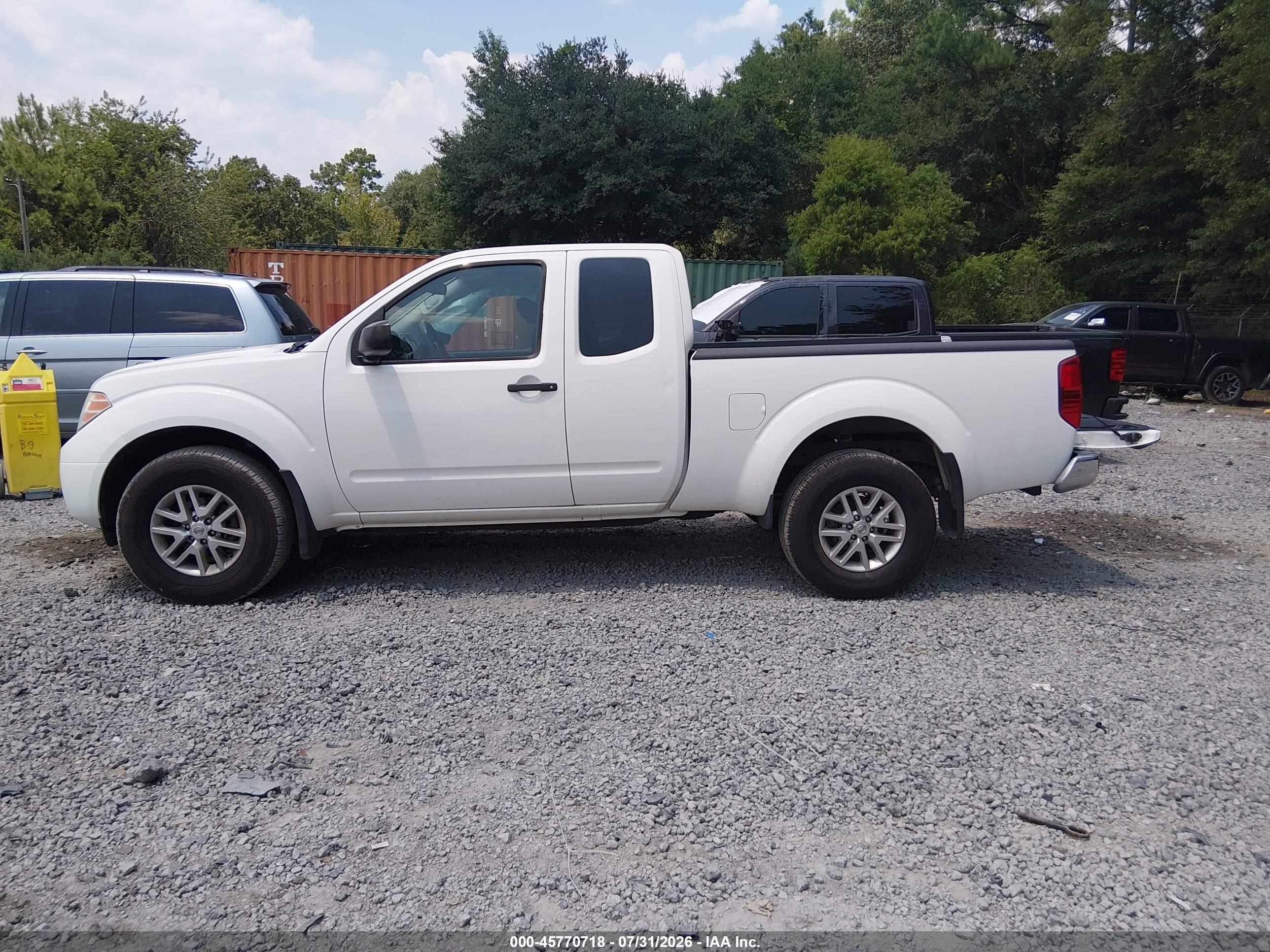 2019 NISSAN FRONTIER SV