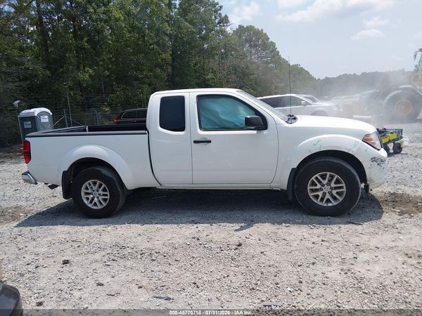 2019 NISSAN FRONTIER SV