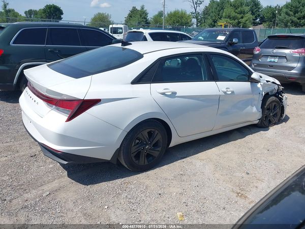 2022 HYUNDAI ELANTRA PREFERRED IVT