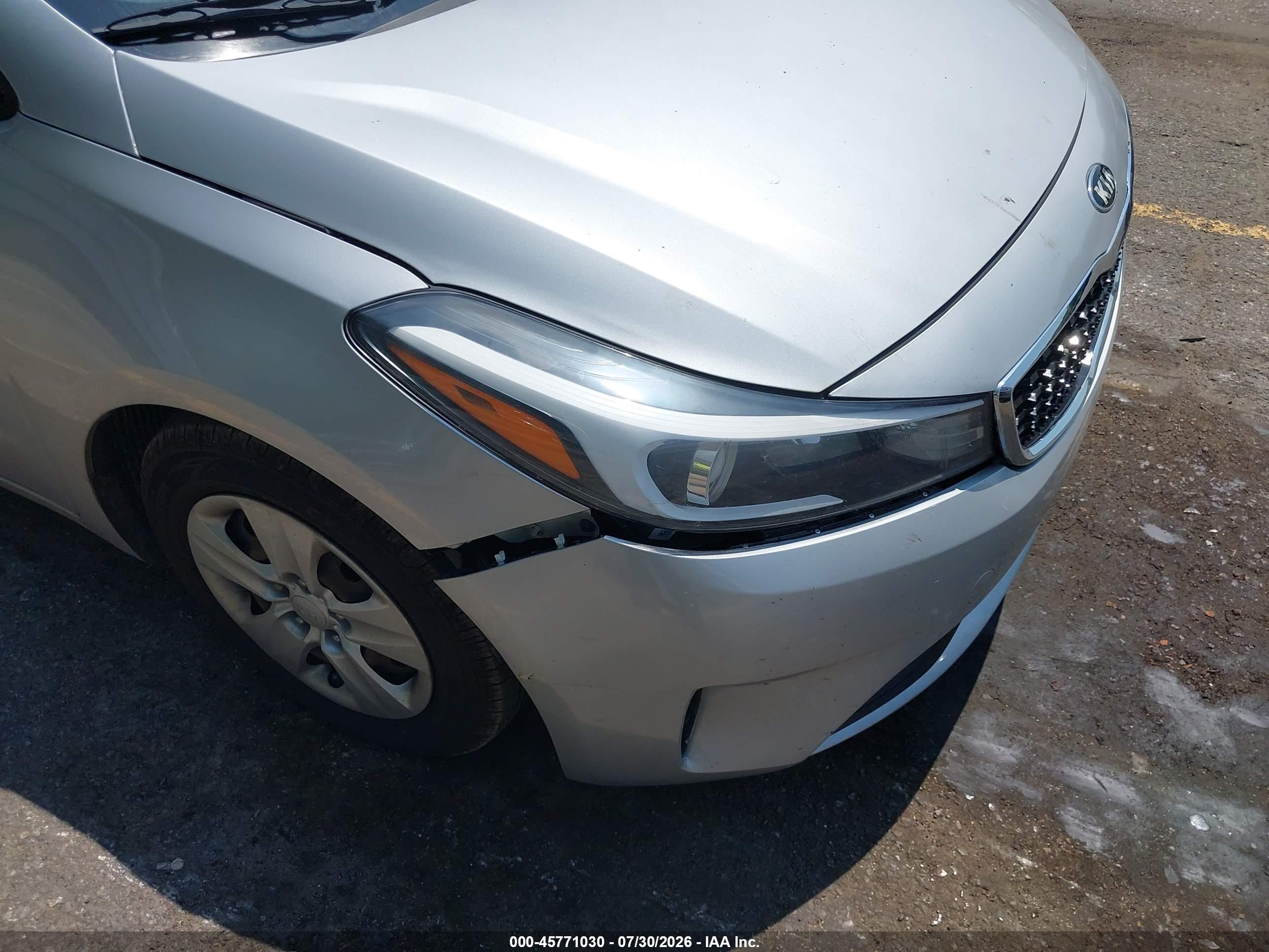 2017 KIA FORTE LX