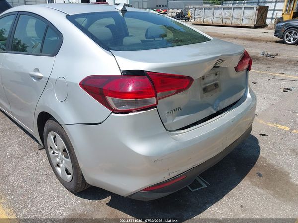 2017 KIA FORTE LX
