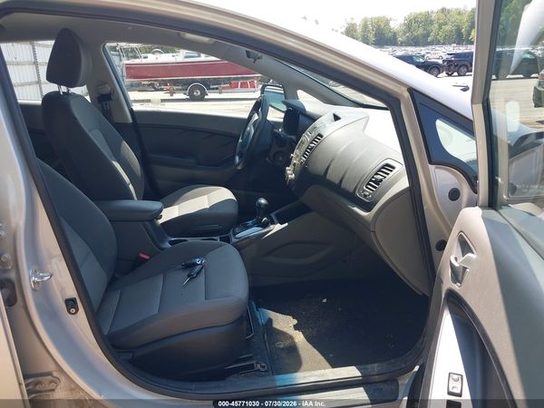 2017 KIA FORTE LX