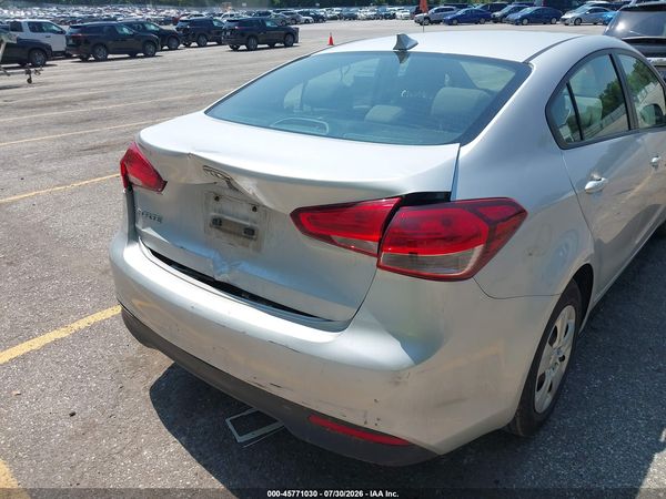 2017 KIA FORTE LX