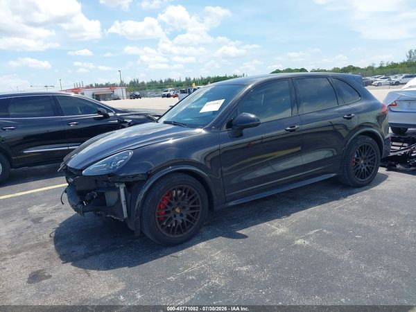 2016 PORSCHE CAYENNE GTS