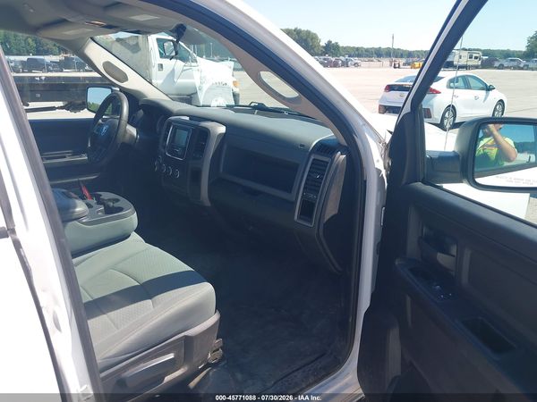 2019 RAM 1500 CLASSIC TRADESMAN  4X2 6'4 BOX